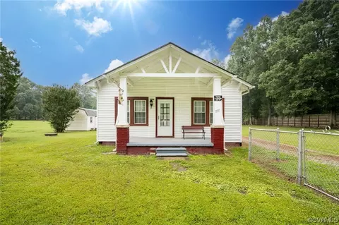 3531 Thurston Rd, North Chesterfield, VA 23237
