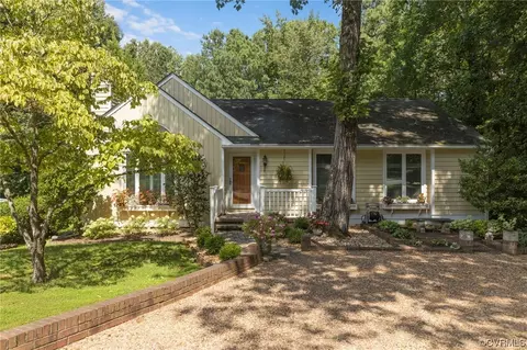 11216 Lady Slipper Ln, North Chesterfield, VA 23236
