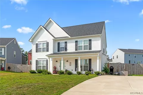 400 Evergreen Cir, Louisa, VA 23093