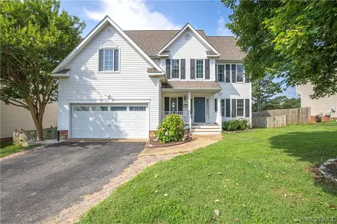 13806 Exhall Dr, Chester, VA 23831