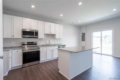 11531 Dunmore Mill Ter #6-4, Chester, VA 23831
