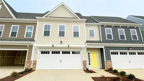 13760 Randolph Pond Ln, Midlothian, VA 23114