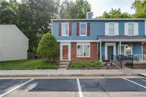 113 Arlington Sq, Ashland, VA 23005