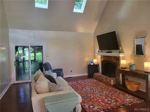 7118 Pointer Ridge Rd, Midlothian, VA 23112 photo 4