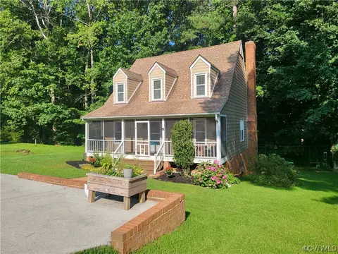 7118 Pointer Ridge Rd, Midlothian, VA 23112 photo 3