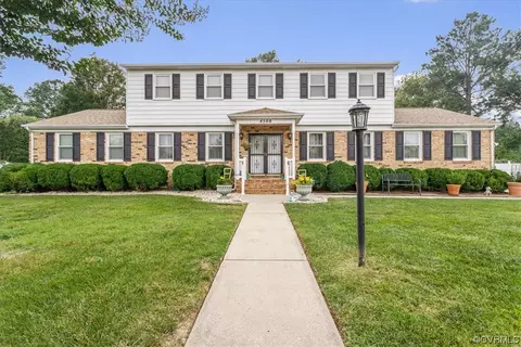 4508 Ridgecrest Ln, Colonial Heights, VA 23834