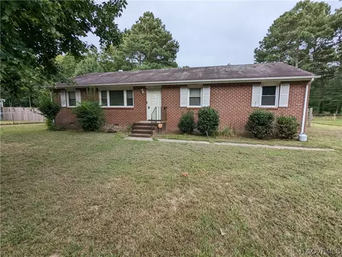 10911 Walton Lake Rd, Disputanta, VA 23842