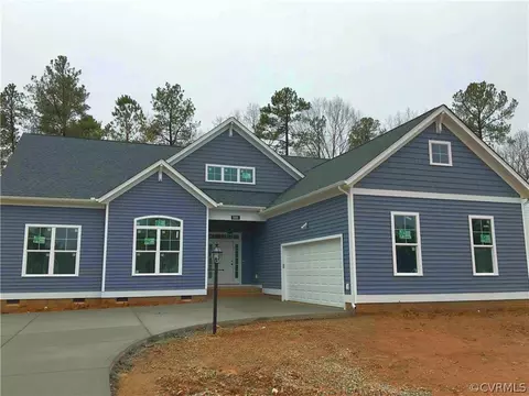 5601 Cabretta Dr, Moseley, VA 23120