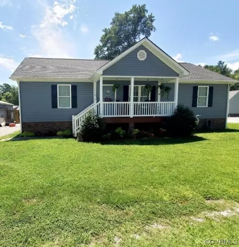 112 Waterview Dr, Dunnsville, VA 22454