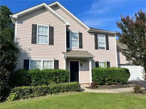 13731 Duxton Dr, Chester, VA 23831