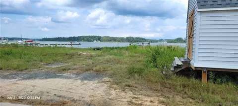 98 River Rd, North, VA 23128 photo 4