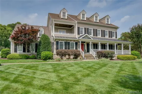 16100 Mabry Mill Dr, Midlothian, VA 23113