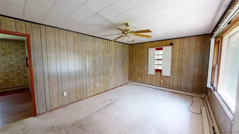 8875 Hicks Island Rd, Lanexa, VA 23089 photo 2