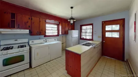8875 Hicks Island Rd, Lanexa, VA 23089 photo 34