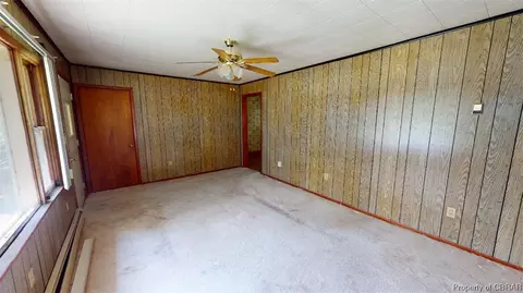8875 Hicks Island Rd, Lanexa, VA 23089 photo 4