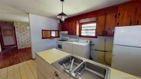 8875 Hicks Island Rd, Lanexa, VA 23089 photo 14