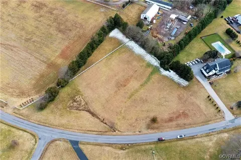 1009 The Preserve Dr, Maidens, VA 23102