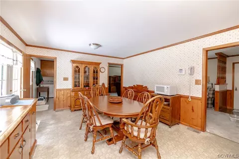 20514 Cox Rd, Sutherland, VA 23885 photo 13