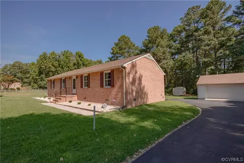 20514 Cox Rd, Sutherland, VA 23885 photo 3