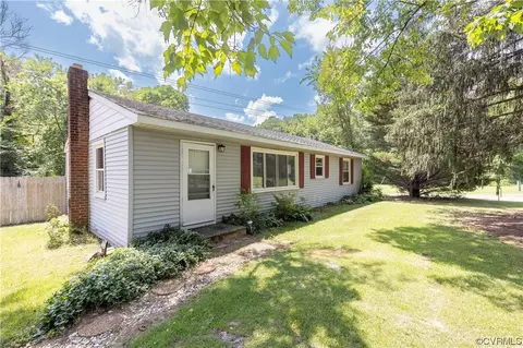 17351 Belsches Rd, Bumpass, VA 23024