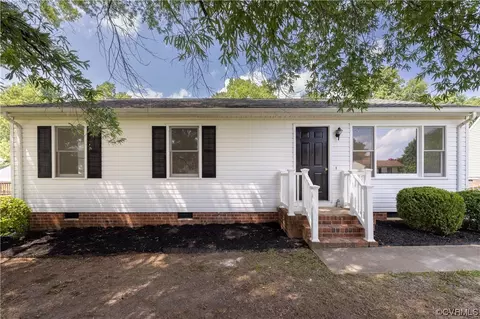 7020 Hanna Dr, Mechanicsville, VA 23111