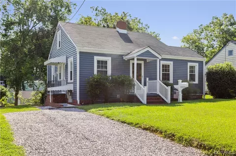 907 Floral Ave, Colonial Heights, VA 23834