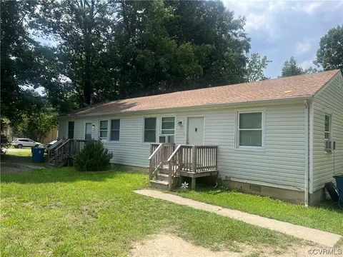 4422 4424 Baxter Rd, Prince George, VA 23875
