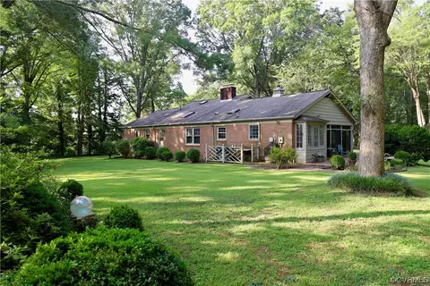 117 Craddock Ct, Boydton, VA 23917 photo 3