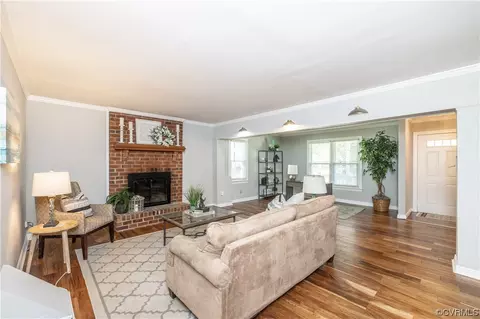 12807 Rossmere Ct, Midlothian, VA 23114 photo 5