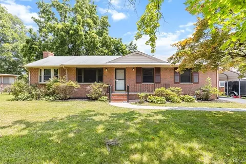 2209 Benhill Dr, Chester, VA 23831