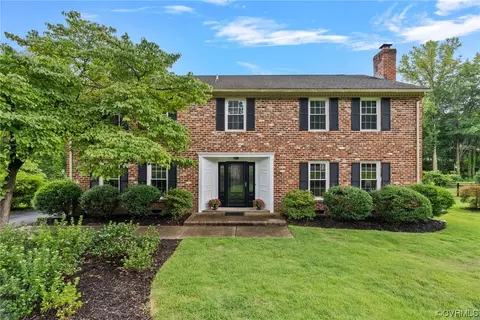 4005 Cresthill Rd, Chester, VA 23831