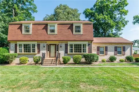 3620 Hemlock Rd, Chester, VA 23831