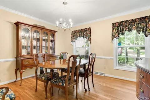 5802 Bent Creek Rd, Midlothian, VA 23112 photo 5