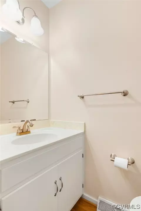 5802 Bent Creek Rd, Midlothian, VA 23112 photo 8