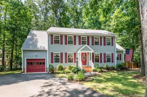 5802 Bent Creek Rd, Midlothian, VA 23112