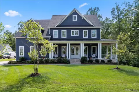 1706 Tulip Hill Dr, Midlothian, VA 23112