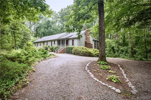10497 Chamberlayne Rd, Mechanicsville, VA 23116
