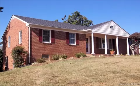 1689 Horseshoe Rd, Appomattox, VA 24522