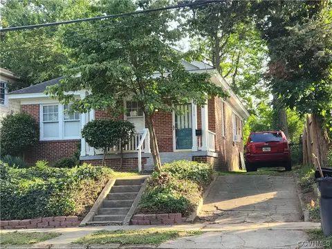 236 Virginia Ave, Colonial Heights, VA 23834