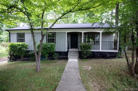 1106 Sixth Ave, Farmville, VA 23901