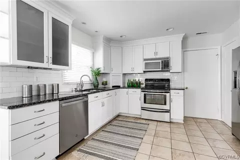 6007 Mill Spring Ct, Midlothian, VA 23112 photo 9