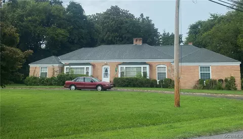 1206 W End Dr, Emporia, VA 23847