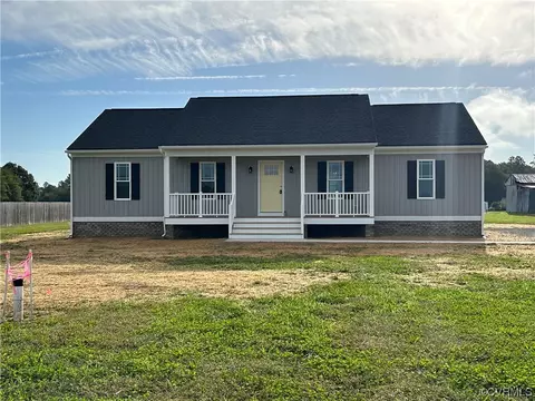 252 N End Rd, Deltaville, VA 23043