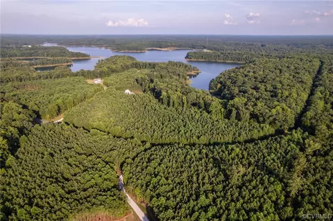 7130 Little Creek Dam Rd, Toano, VA 23168