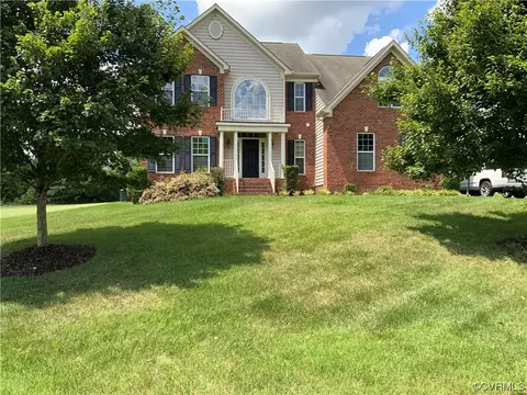 913 Winding Trail Ln, Richmond, VA 23223