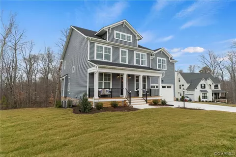 15912 Scarlet Coat Dr, Moseley, VA 23120