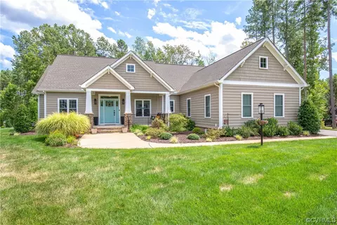 8000 Lake Margaret Pl, Chesterfield, VA 23838