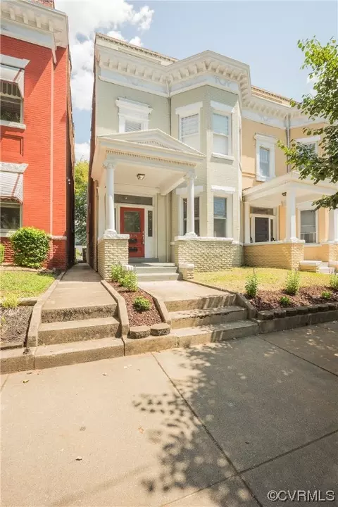 2302 W Grace St #UA, Richmond, VA 23220