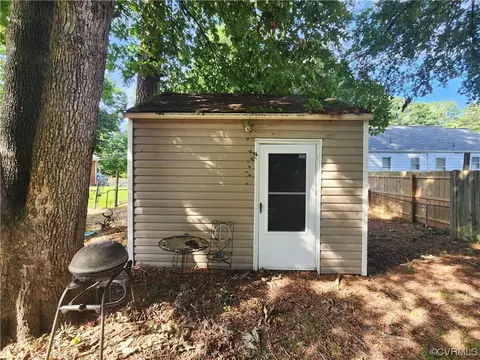 2315 Tignor Rd, Richmond, VA 23224 photo 6