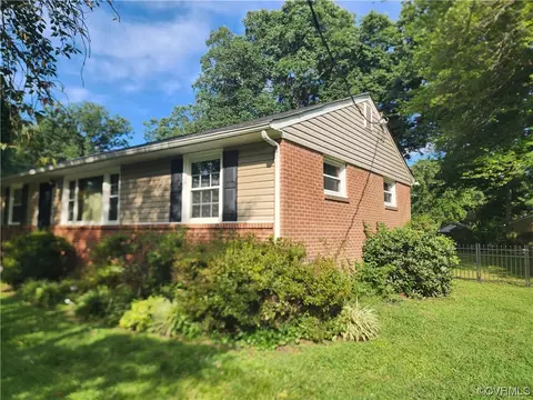 2315 Tignor Rd, Richmond, VA 23224 photo 4